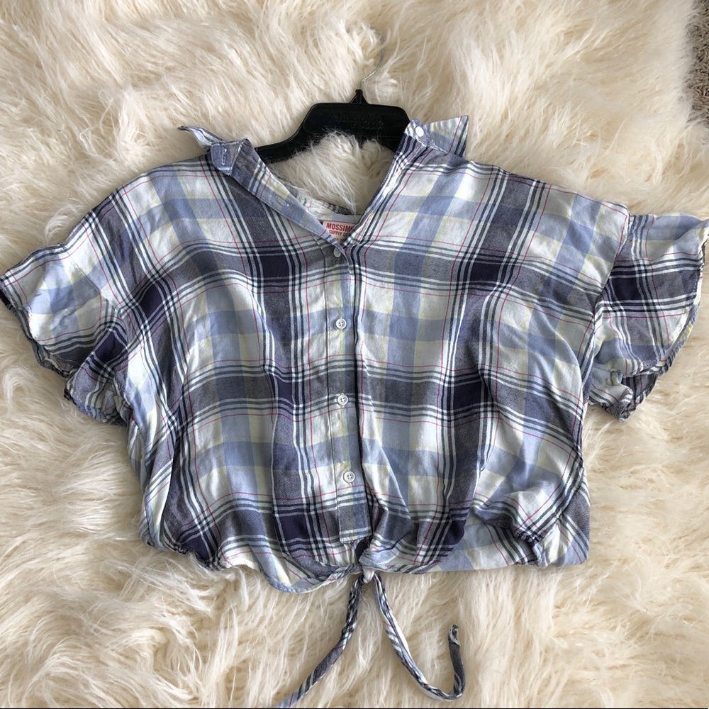 Cute plaid country crop top!